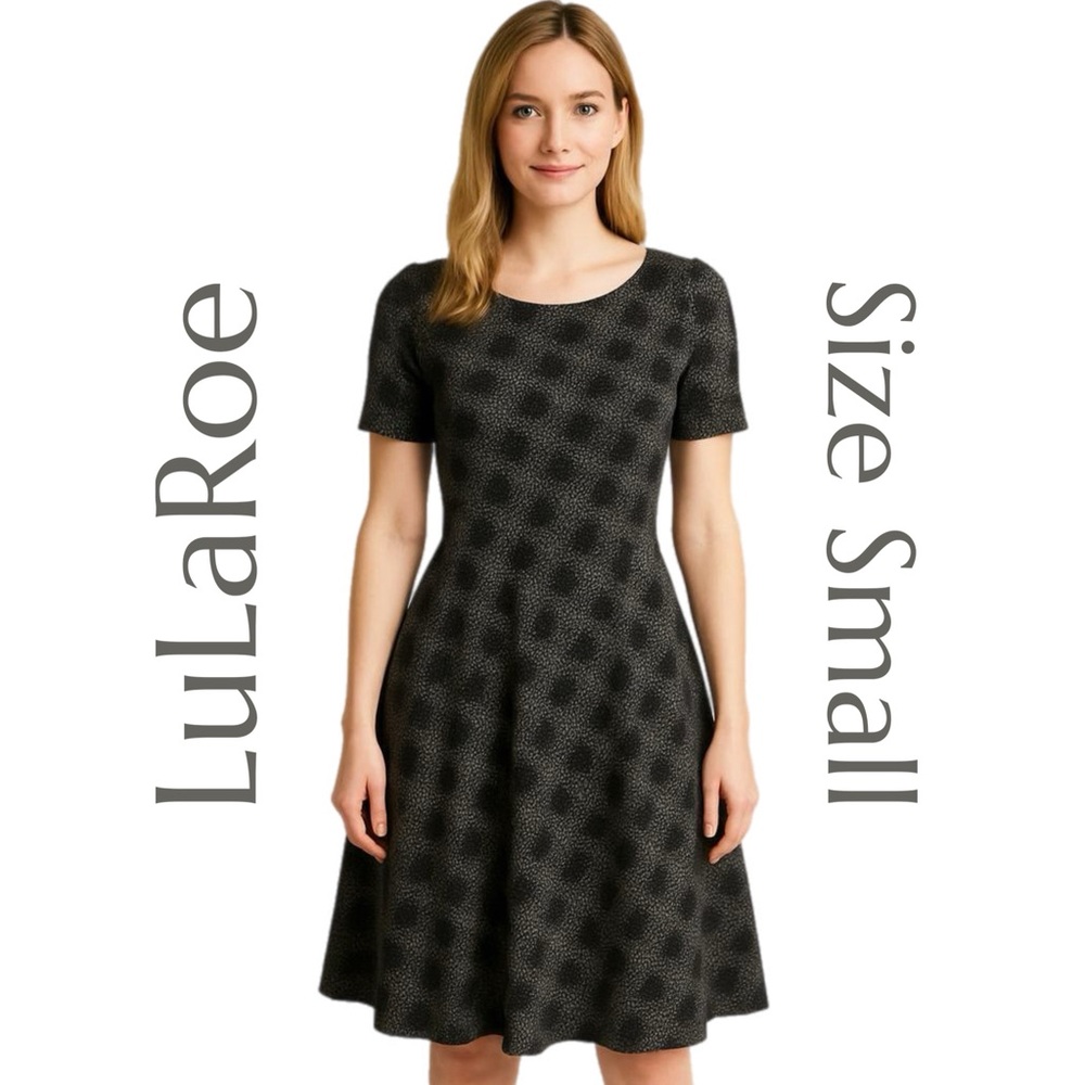 LuLaRoe - Black‎ and White Geometric Pattern A-Line Dress - Zip-up - Size Small